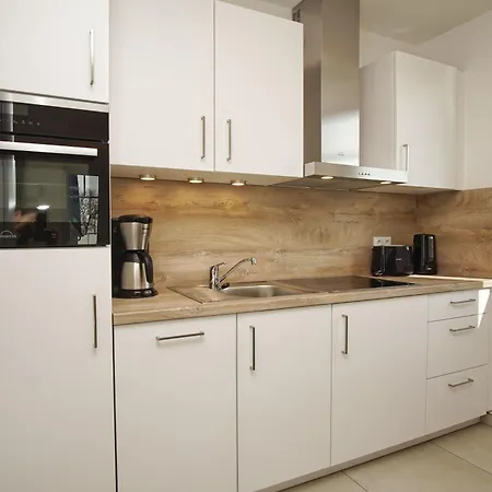 Rex Rugia Fewo12-7 Mit Schwimmbadnutzung Im Ahoi-sellin