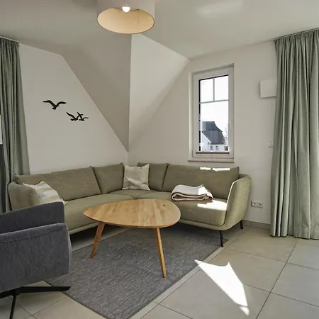 Rex Rugia Fewo12-7 Mit Schwimmbadnutzung Im Ahoi-sellin Appartement Lobbe